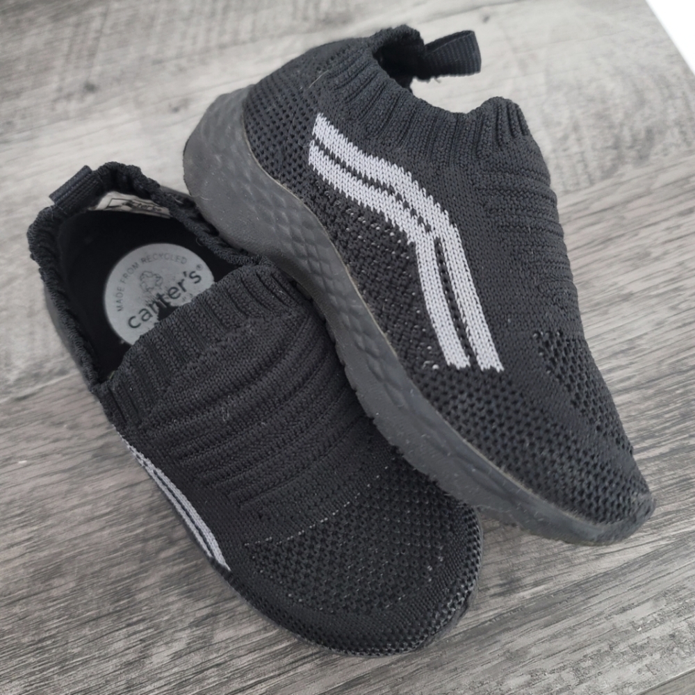 Carter's toddler shoes